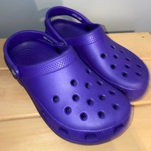 Mens size 6 women’s size 8 crocs